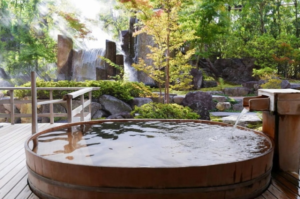 静かで癒される貸切露天風呂